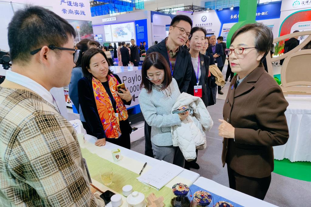 学院精彩亮相2024年世界职业技术教育发展大会